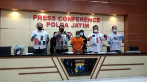 Foto Press Conference Polda Jatim (SINDONEWS.COM)