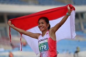 Foto Pelari Indonesia Odekta Elvina Naibaho peraih emas SEA Games Vietnam 2021