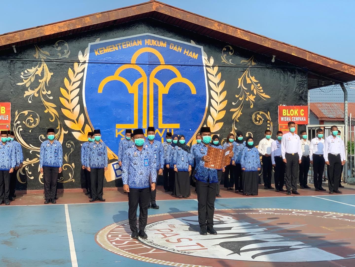 Foto peserta upacara di lingkungan Rutan Kelas IIB Dumai