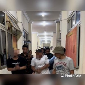 Foto AL dan ZC tersangka tindak Kejahatan Pencurian Dengan Kekerasan (curas) (dok: Polres Dumai)