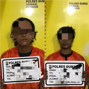 Foto 2 pelaku penjambretan yang berhasil diamankan oleh Tim Opsnal Sat Reskrim Polres Dumai