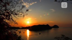 Foto Pulau Komodo di Kabupaten Manggarai Barat, Nusa Tenggara Timur, salah satu pemandangan yang terindah di Indonesia. (Dok: Liputan6.com)