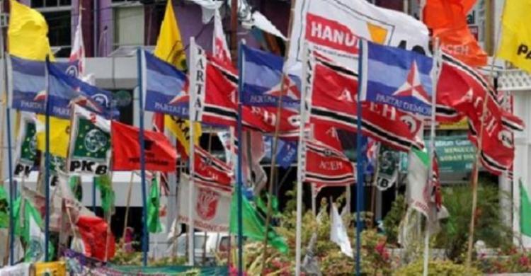 Foto beberapa bendera partai politik. (Dok: rakyatmerdeka)