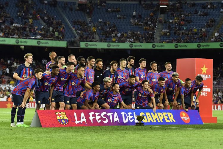 Foto seluruh pemain Barcelona Musim 2022-2023. (Dok: kompas.com)