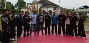 Foto bersama Perguruan Pencak Silat Sayidina Kota Dumai.