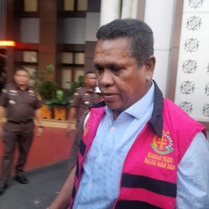 Foto Sekda Maluku Barat Daya (MBD) Alfons Siamiloy yang diduga terlibat perkara tindak pidana korupsi.