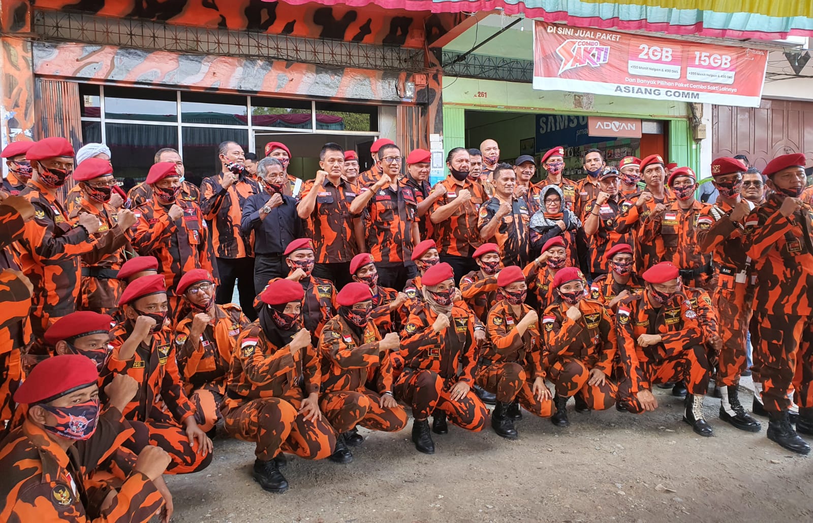 Foto Fungsionaris MPC Pemuda Pancasila Kota Dumai bersama Lembaga KOTI MAHATIDANA.