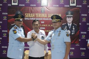 Foto acara serah terima jabatan Karutan Kelas IIB Dumai yang baru.