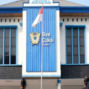 Foto Kantor Pengawasan dan Pelayanan Bea dan Cukai Tipe Madya Pabean B (KPPBC TMP B) Dumai (dok: Publikasi KPPBC Dumai).