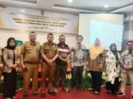 Foto : Perwakilan Pemkab Rohil yang mengikuti dan menghadiri lomba inovasi Teknologi Tepat Guna (TTG) tingkat Provinsi Riau Tahun 2024, di Pekanbaru.