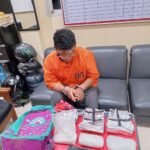 Foto : Pelaku pembawa sabu yang berinisial MAF (28) beserta barang bukti seberat 1,5 Kg.