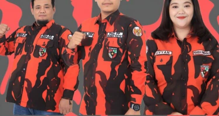 IMG_20251214_101738 Foto : Panitia Pelaksana RPP ke-V PAC Pemuda Pancasila Kecamatan Dumai Kota, Nuzul Arif, S.IP (tengah), Irwan Syahputra (kiri) dan Berlian Oktiani Dachi, A.Md.